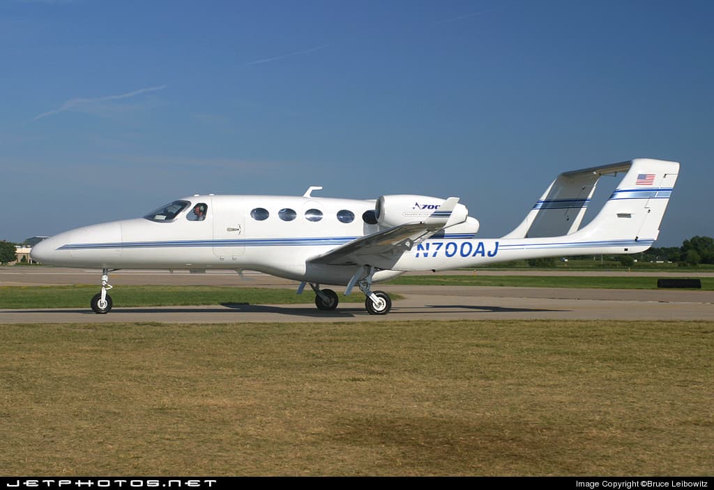 N700AJ