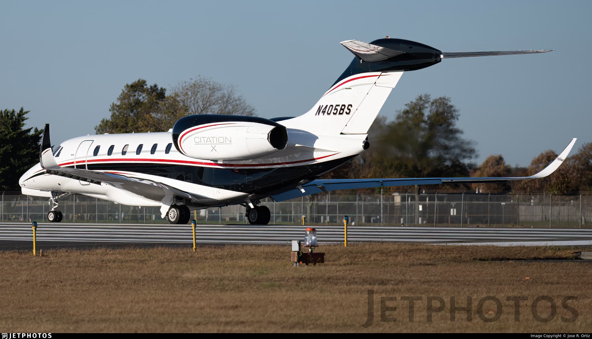 N405BS