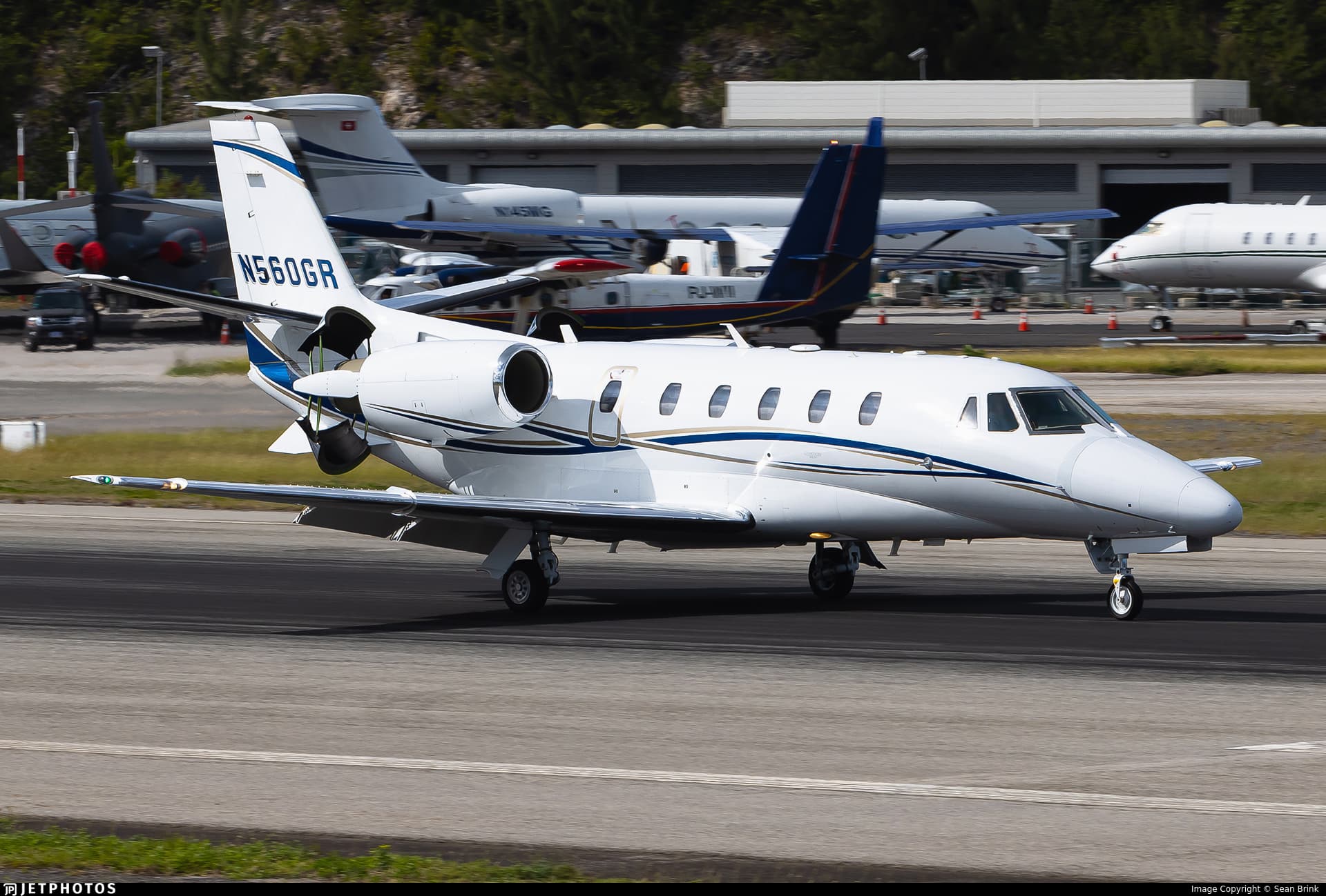 N560GR