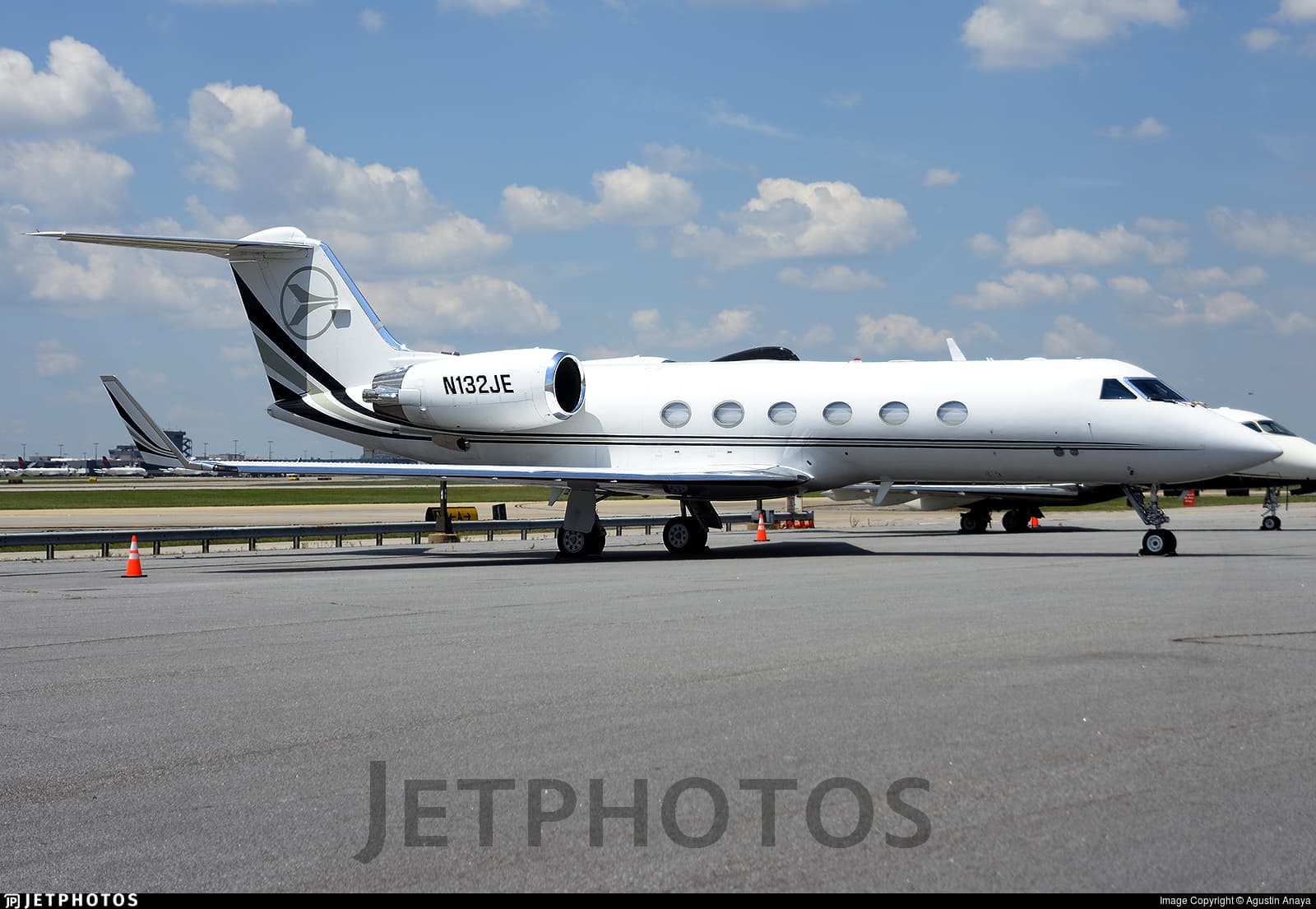 N132JE