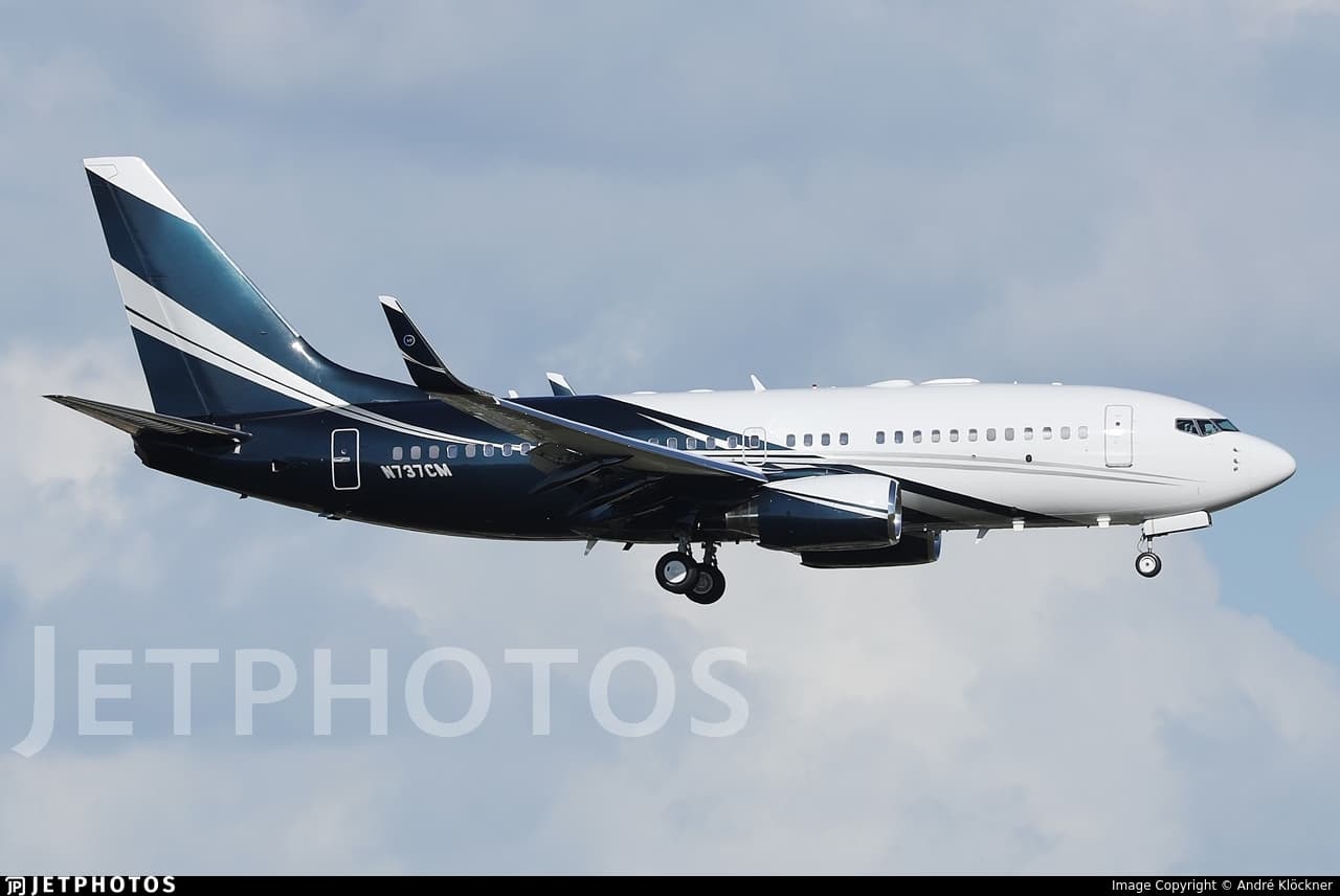 N737CM