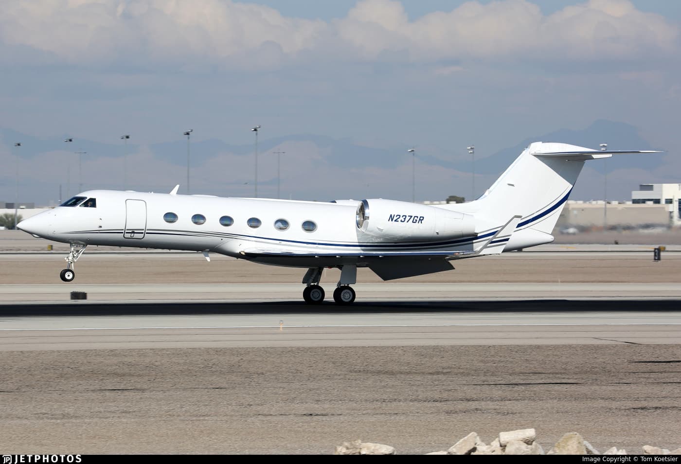 N237GR