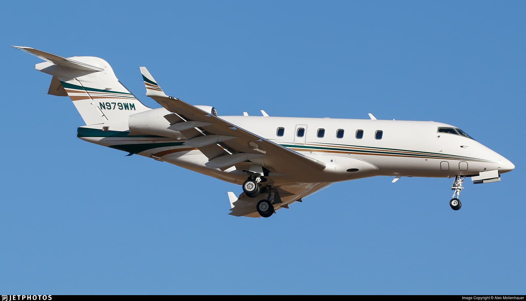 N979WM