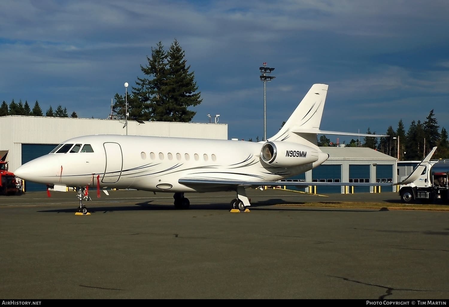 N909MM