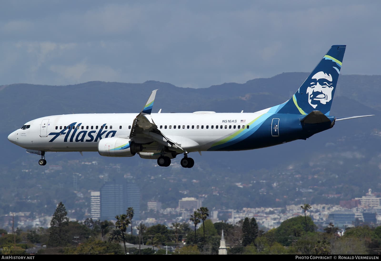 N516AS