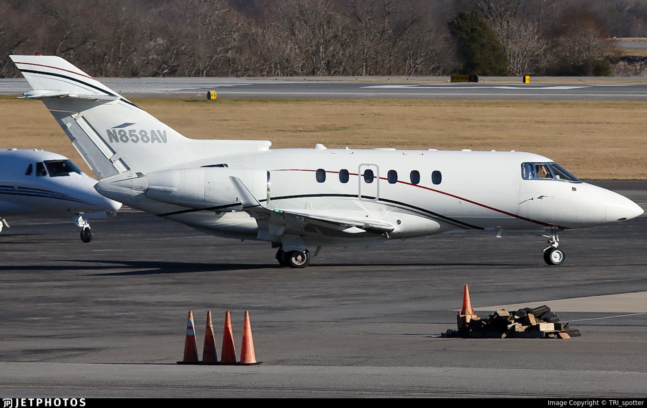 N858AV