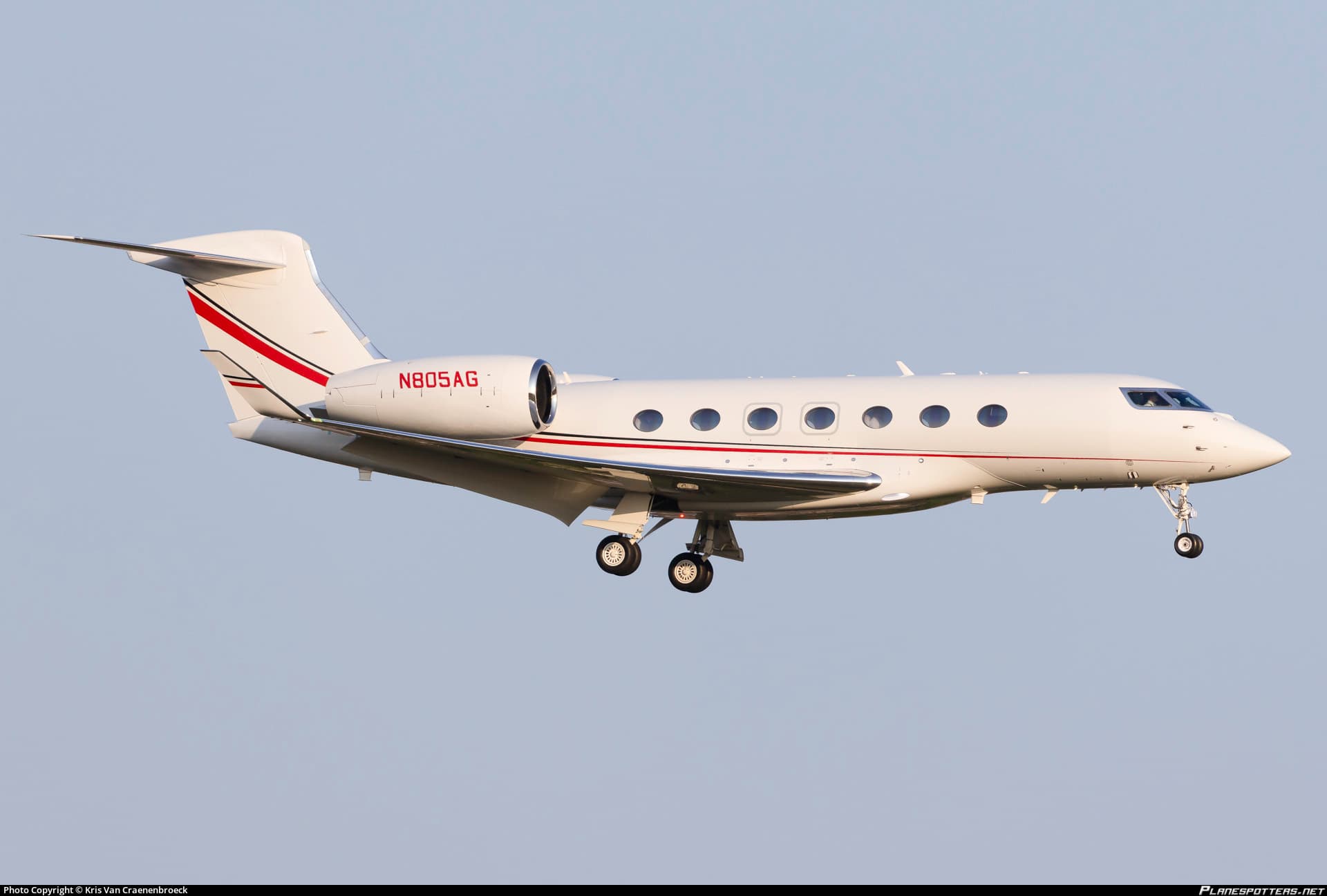 N805AG