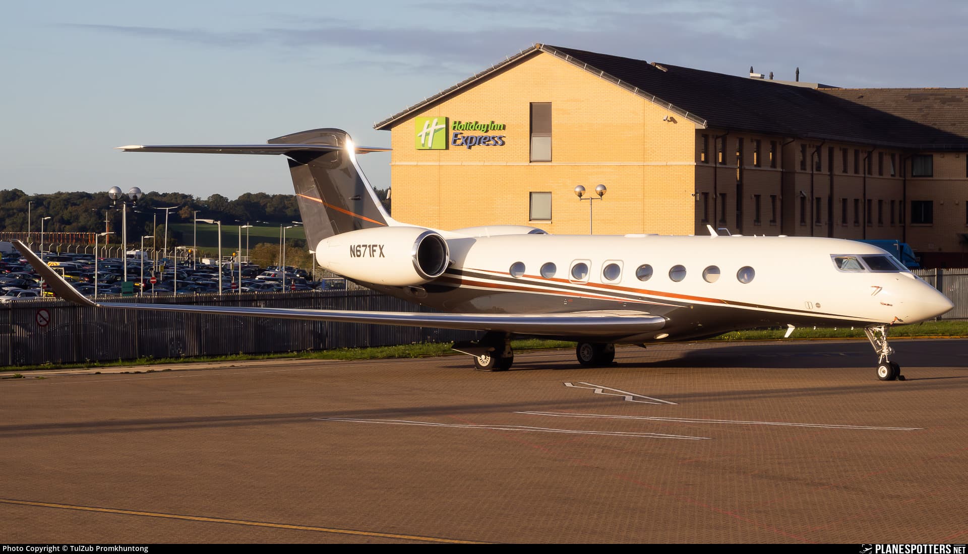 N671FX