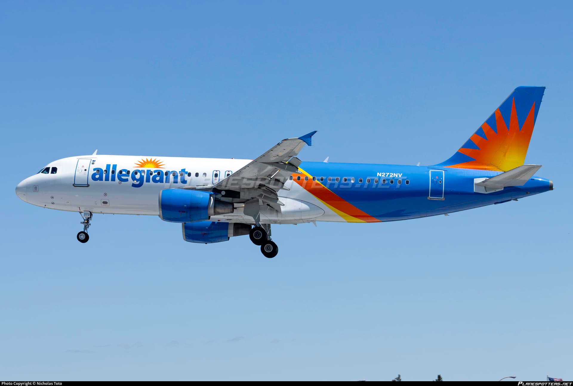 N272NV