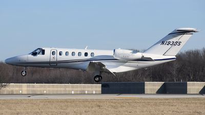 N1933S - Cessna 525B CitationJet CJ3+ (CJ3+) | Flight Tracking