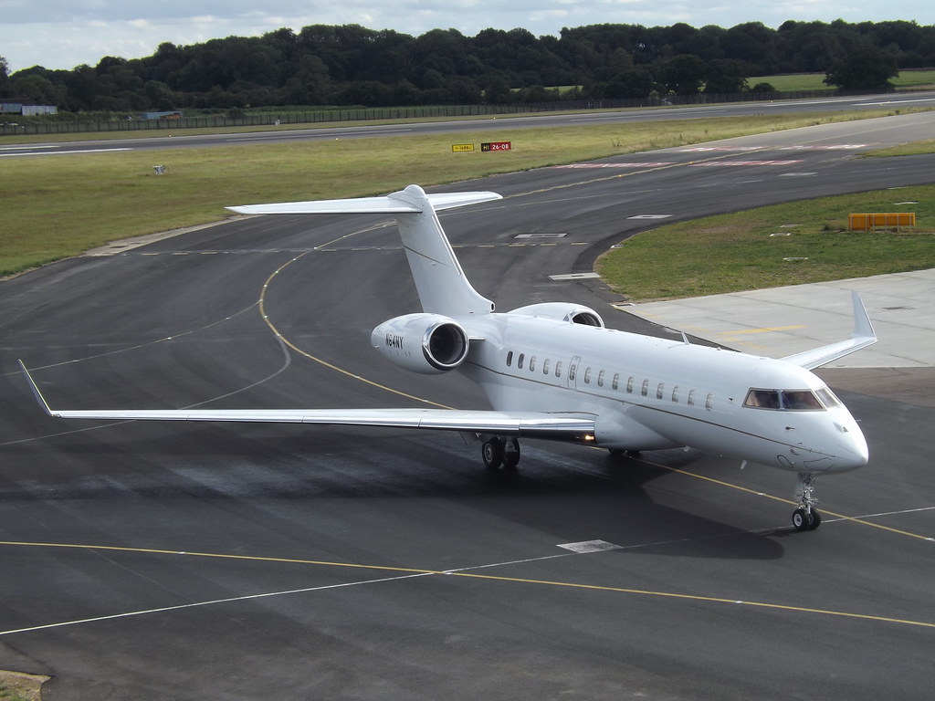 Bombardier Global Express Vs Gulfstream G550