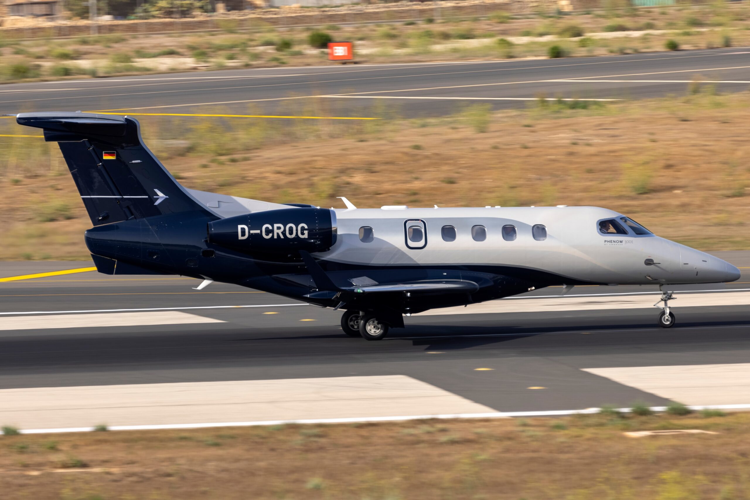 Embraer Phenom 300E