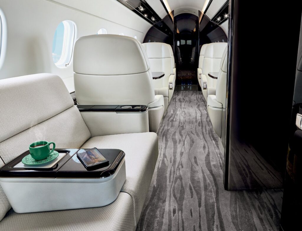 Embraer Legacy 450 Interior