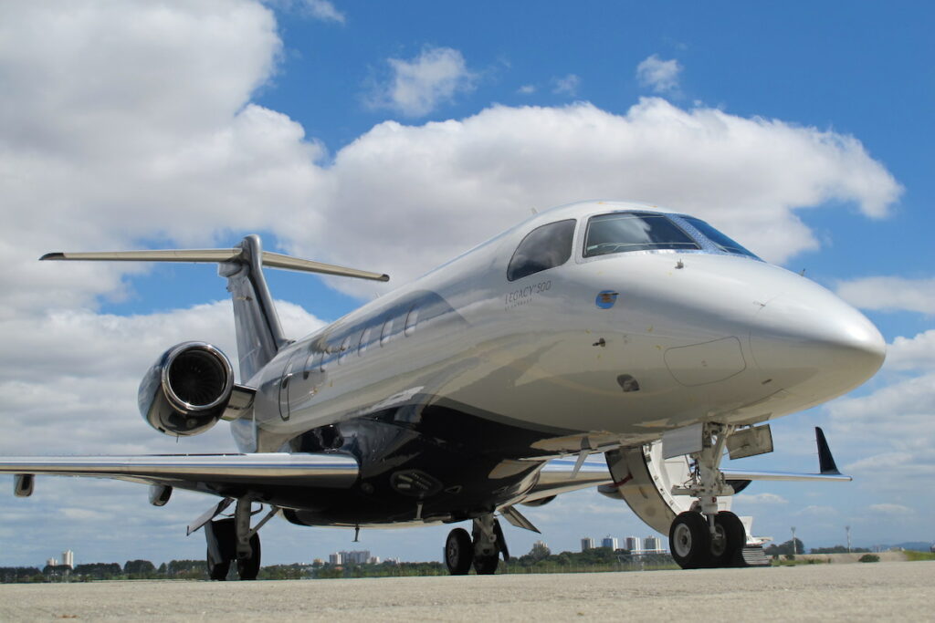Embraer Legacy 500 Exterior