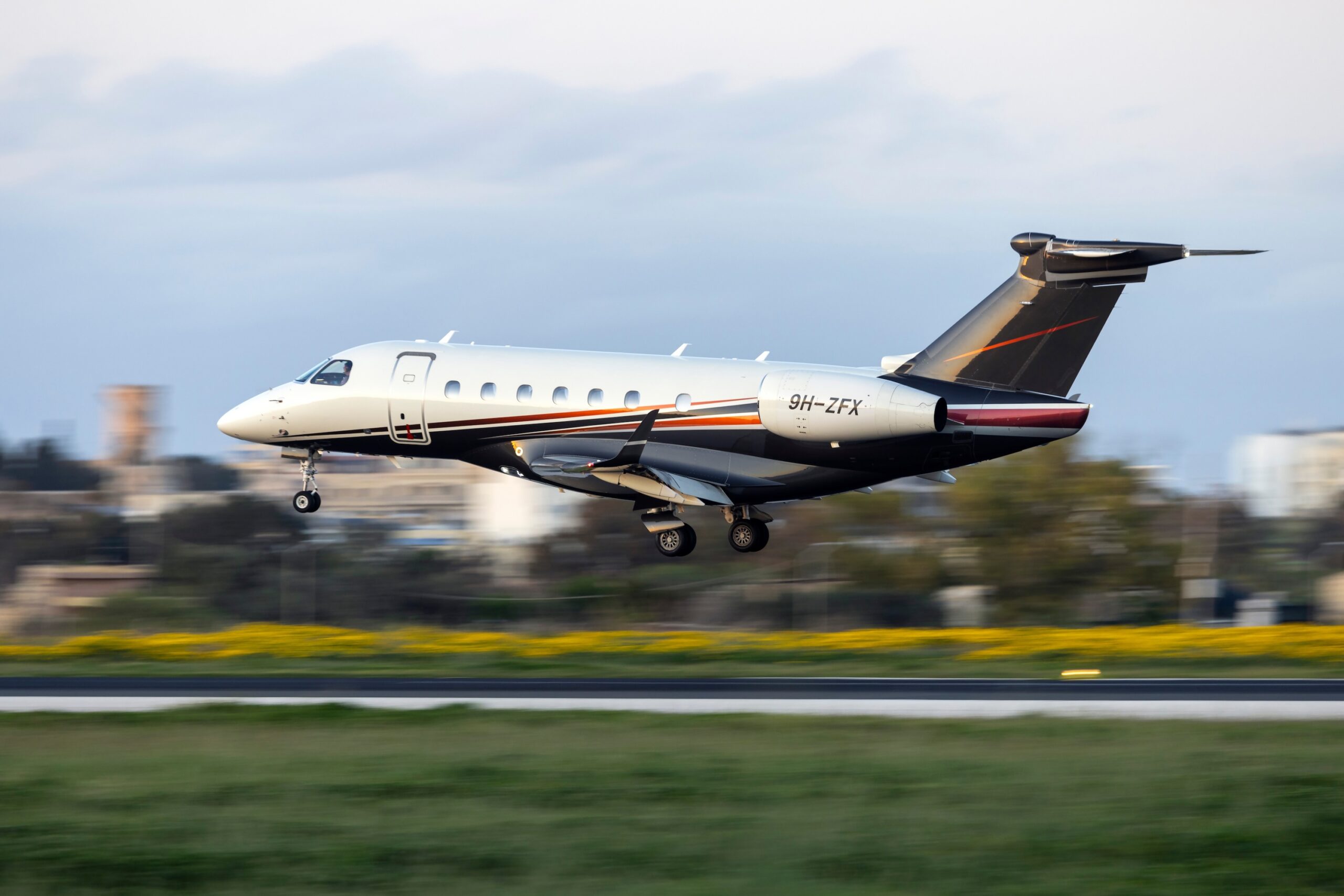 Embraer Legacy 500