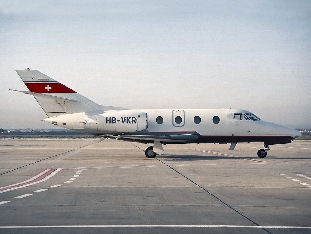 Dassault Falcon 100