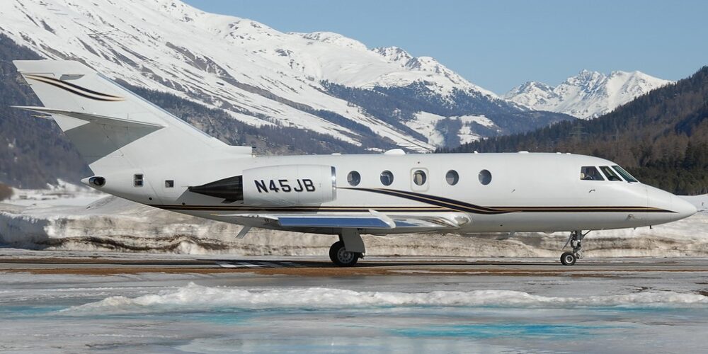 Dassault Falcon 200